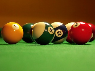 На соревнованиях по бильярдному спорту березниковцы стали лучшими