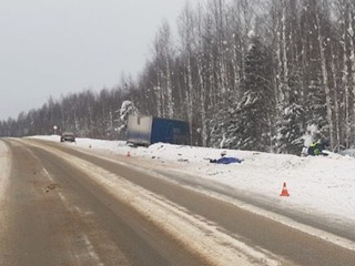 На трассе в ДТП погибли женщина и ребёнок