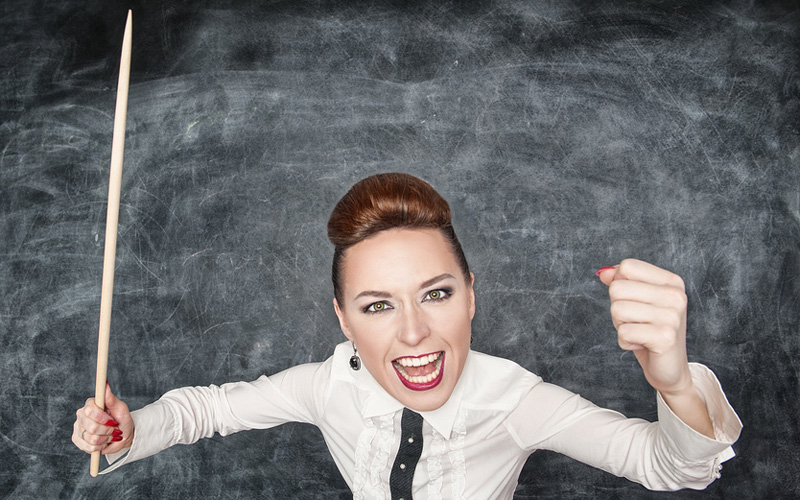 Почему учителя не могут найти управу на современных учеников