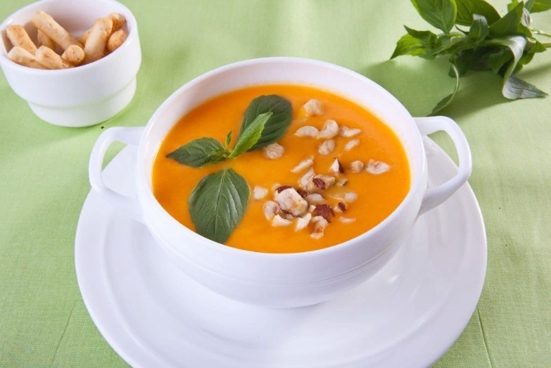 Горячая дюжина: 12 вкусных и питательных супов для зимы, которые согреют в холода