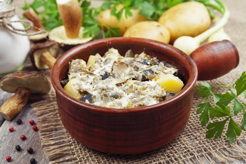 4 дешевых, но вкусных блюда, которые не стыдно подать гостям