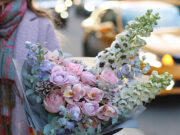 Где заказать доставку цветов в Москве?