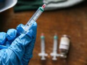 Успокоительная палка и реабилитационный табурет в лечении наркомании