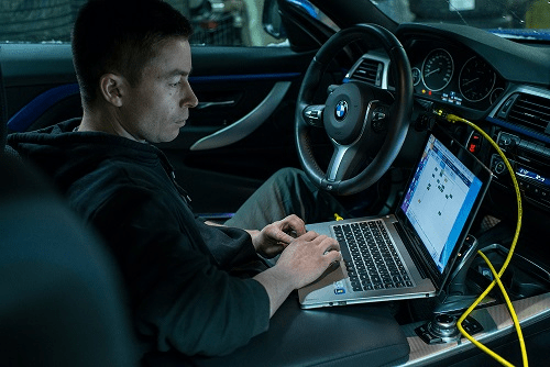 Качественный ремонт BMW в «LIVE SERVICE»
