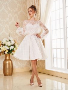 Короткие свадебные платья: как подобрать подходящую модель