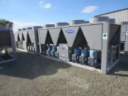 Почему стоит выбрать чиллер с воздушным охлаждением конденсатора: особенности и преимущества