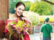 Доставка цветов: радуйте близких, находясь на расстоянии