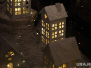 С хрустальными люстрами и БДСМ аксессуарами: какое жилье сдают в Перми на Новый год. Видео