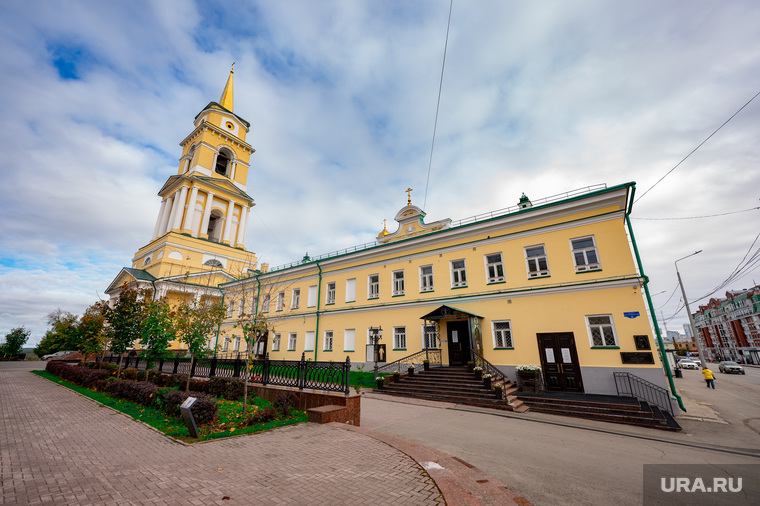 Меняли ведро красной икры на буханку черного хлеба