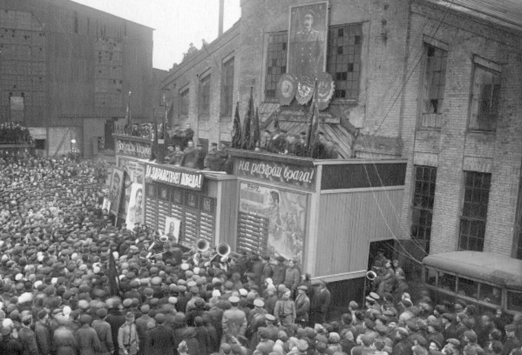 Переспорил в Москве Сталина, а дома часто пил и бегал за кошкой