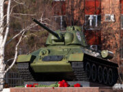 «Построй мне, дедушка Сталин, танк, который раздавит фашистов»