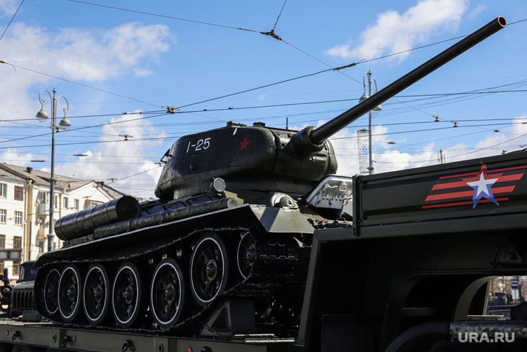 «Словно из-под земли выросла огненная стена»