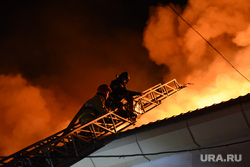 В Березниках загорелся трансформатор, часть города обесточена: онлайн-трансляция