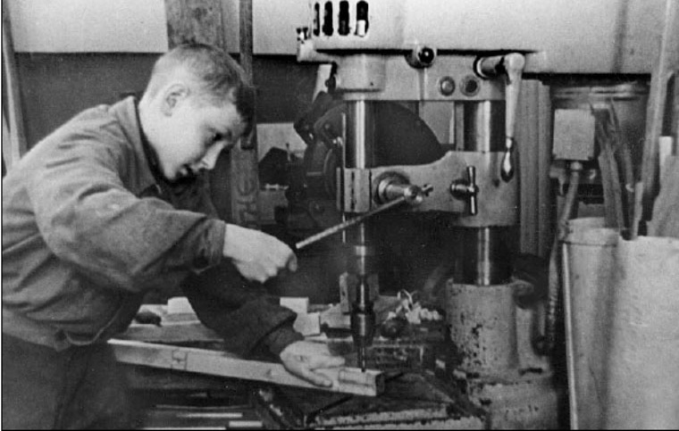 За станки вставали старики и подростки: как пермский завод снабжал боеприпасами фронт в годы Войны