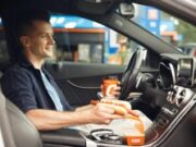 Эксперты рассказали, где россияне чаще покупают кофе на АЗС