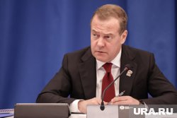 Медведев на Пермском пороховом заводе провел заседание Совбеза РФ