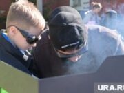 Сварить «Катюшу» и увидеть металл под микроскопом: как проходит Ночь музеев в Перми. Фото, видео