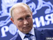 Путин ломает негативные тренды лихих 90-х