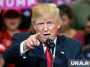 Трамп вынужден торопиться с переговорами с Путиным